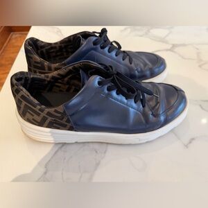 Fendi FF Logo Leather Sneakers Navy/Black – Size 9 (Fits 10)